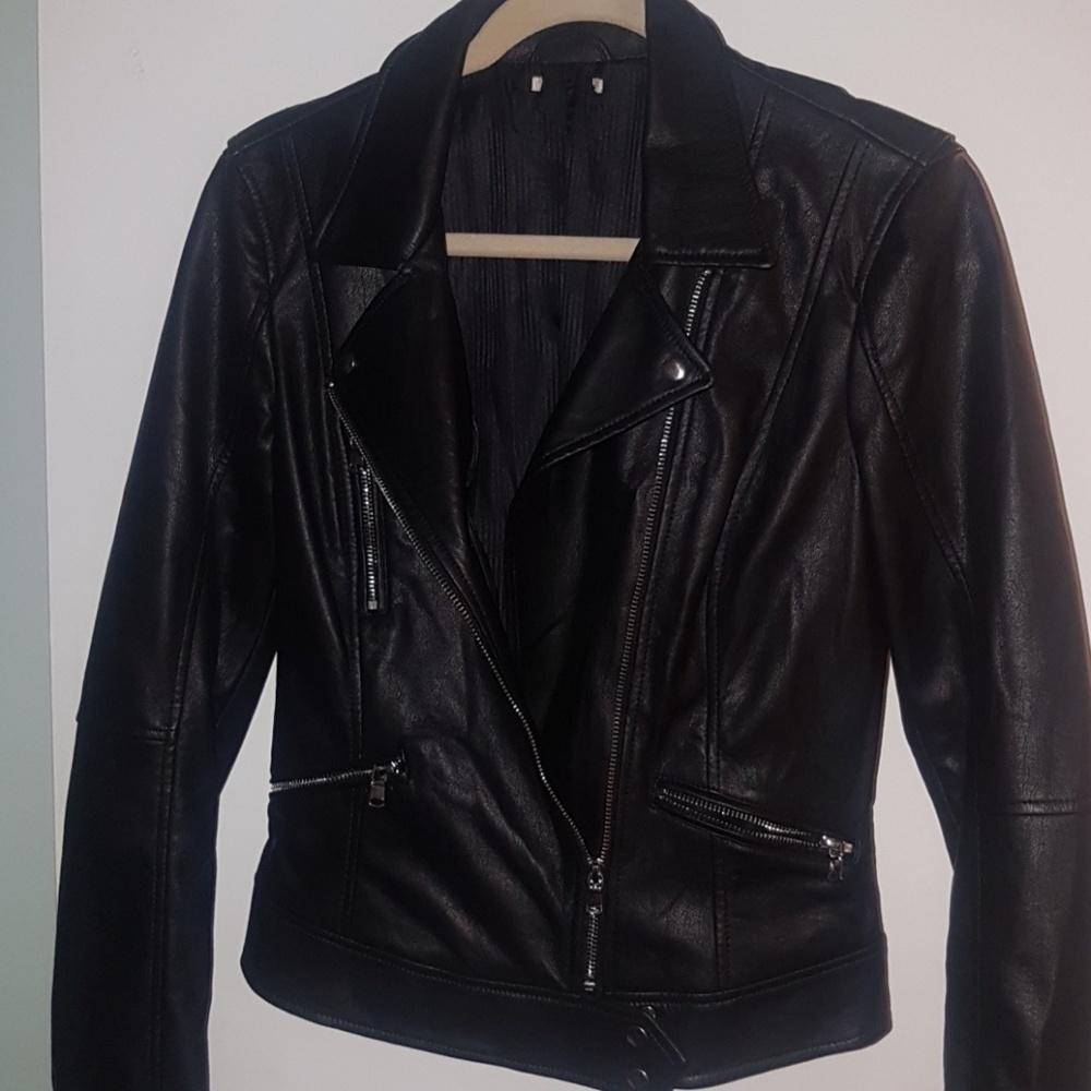 Leather jacket - Picture 3 of 3
